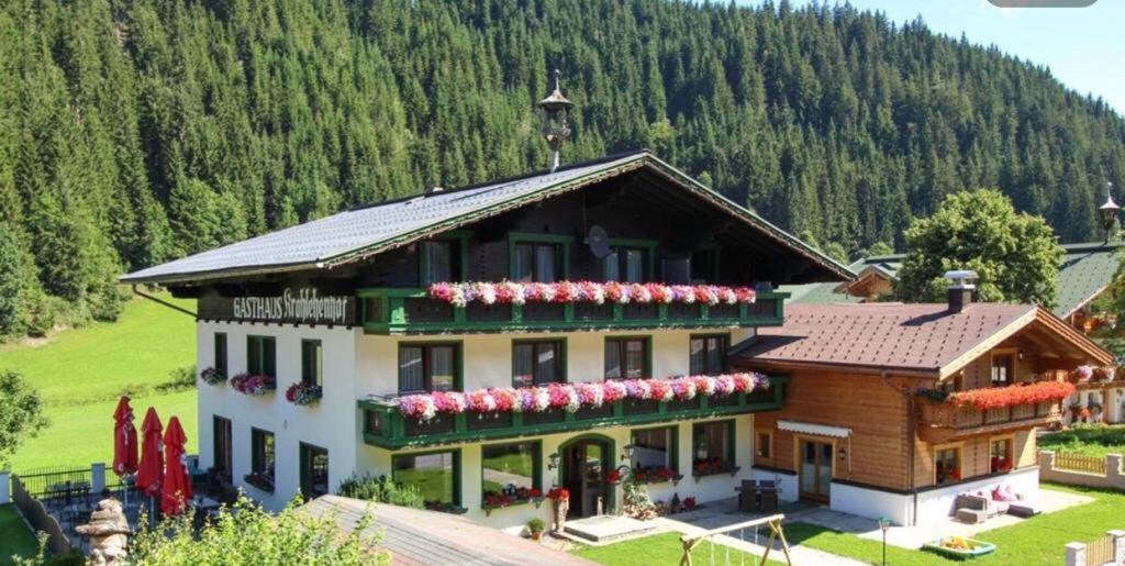 Hotel Gasthof Krahlehenhof Фильцмос Экстерьер фото
